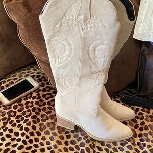 Women's Over-the-Knee Stretch Boots in Light Beige